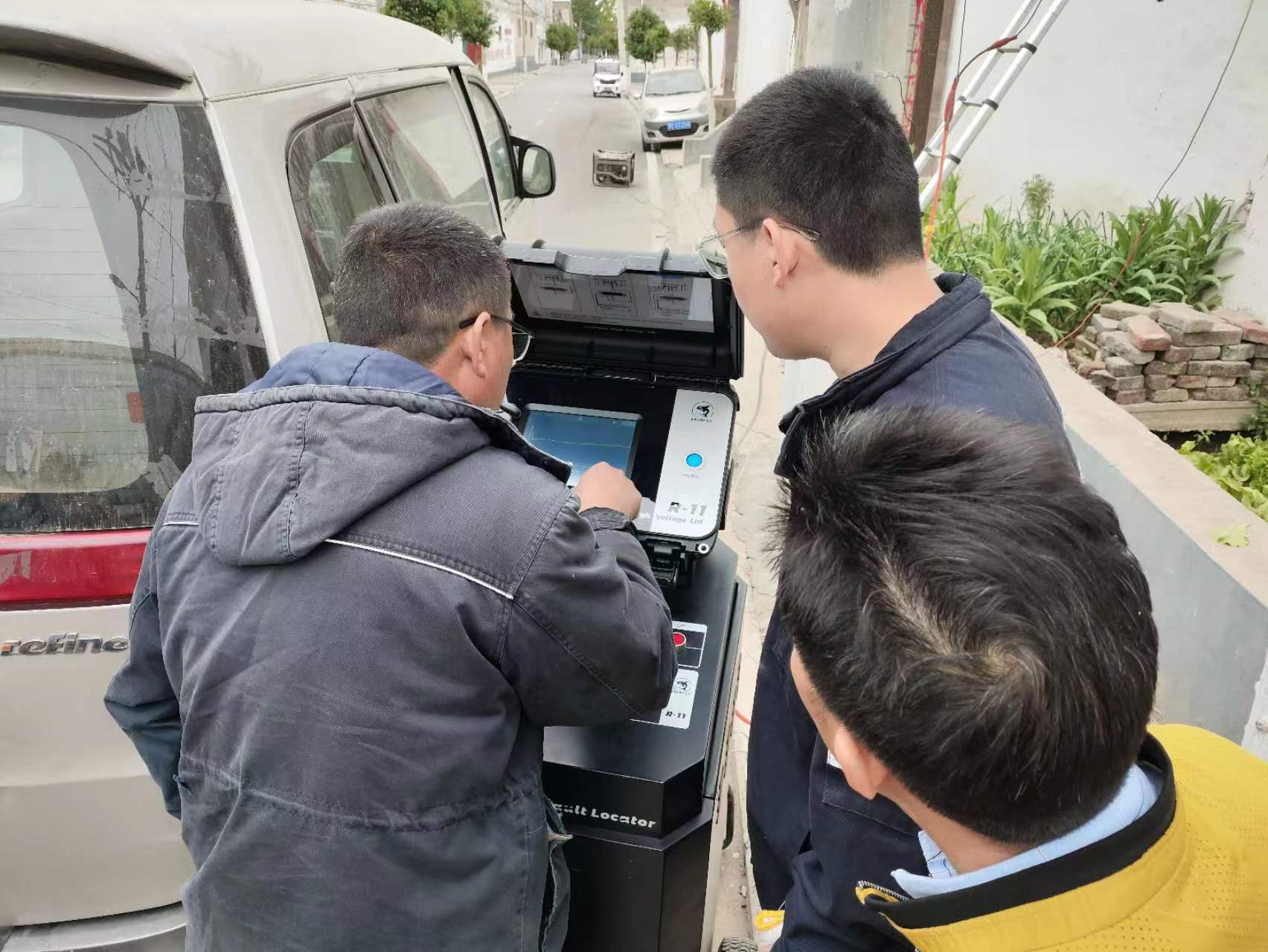 <a href='http://www.dlhyyoga.com/Ppzq/ersted.html'>電纜故障定位儀</a>檢測