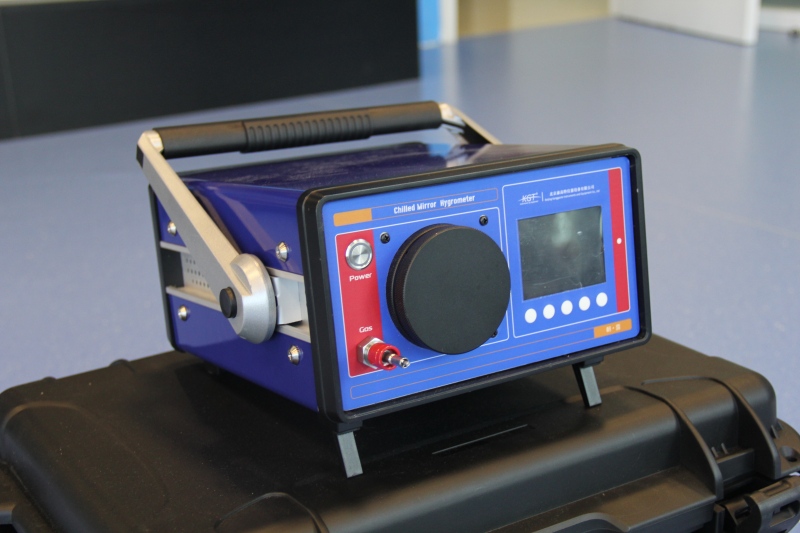 朝露 精密智能露點(diǎn)儀 朝露 精密智能露點(diǎn)儀